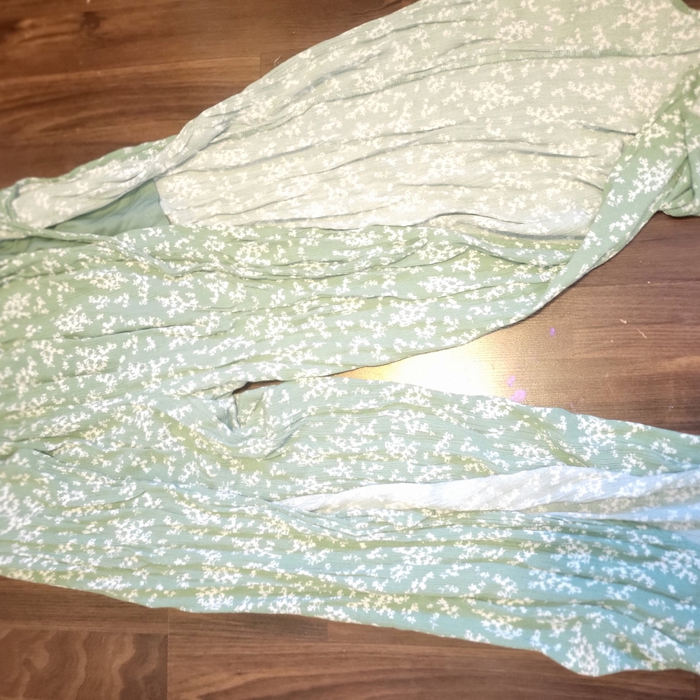 Pastel Green Floral Tie Belt Pants With Builtin Shorts